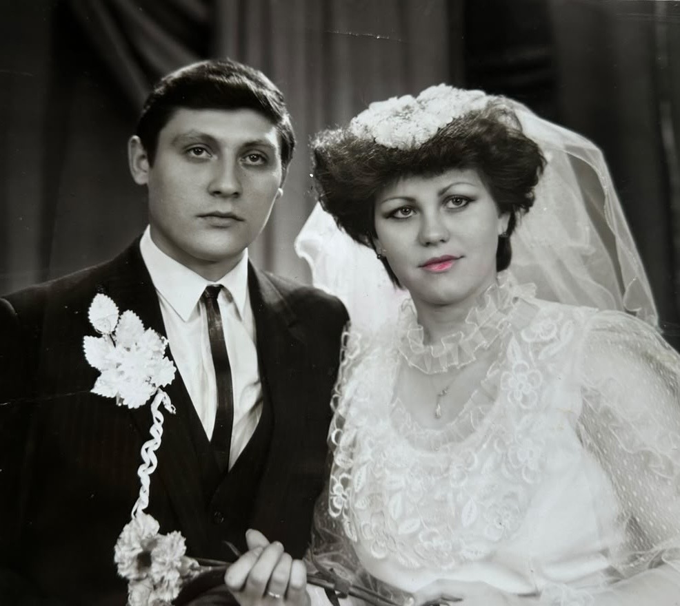 Original black and white wedding photograph of a bride and groom